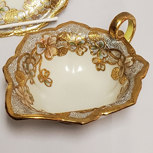 Vintage Nippon Pouring Bowl and Plate - Picture 5 of 16